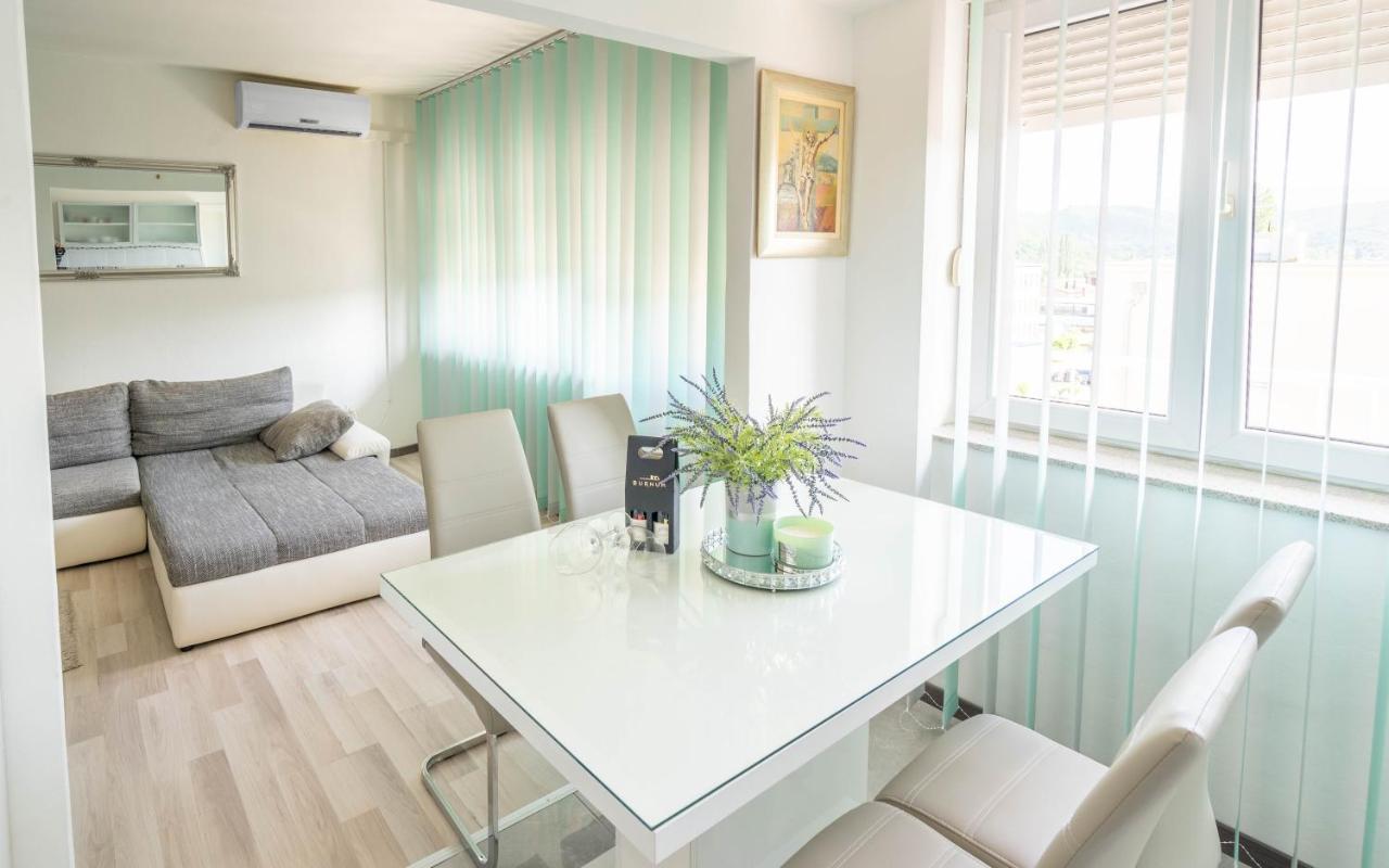 Apartman M Apartment Knin Exterior photo