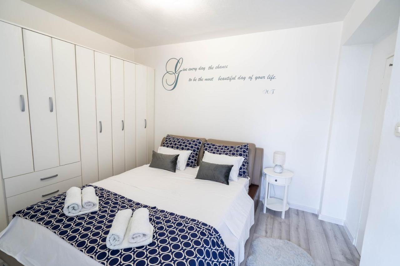 Apartman M Apartment Knin Exterior photo